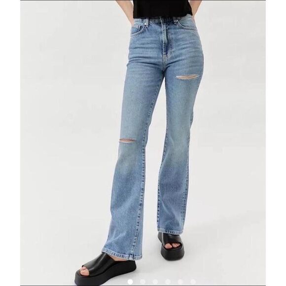 Urban Outfitter BDG High-Waisted Comfort Stretch Flare Jean - Picture 2 of 7